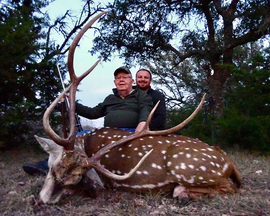 WHITETAIL & AXIS DEER